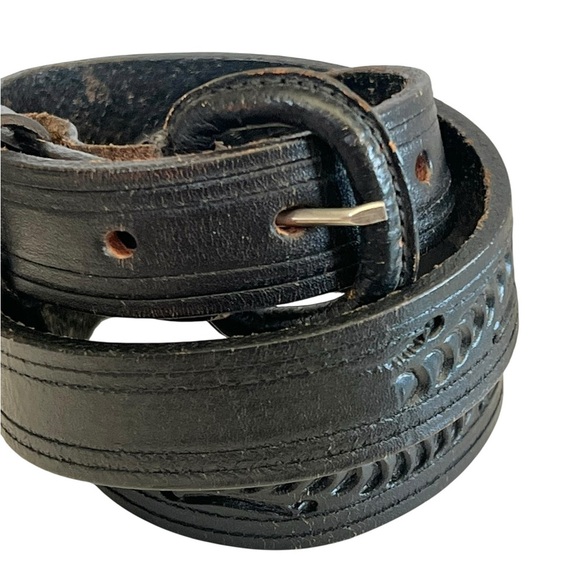 Genuine Leather Black Tooled Western Style Thin Belt Unisex Vintage 90s - Picture 2 of 6
